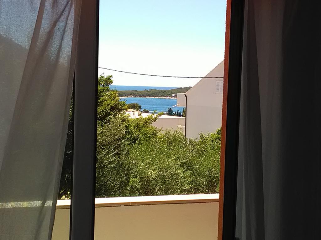 Apartments Laura Χβαρ Εξωτερικό φωτογραφία