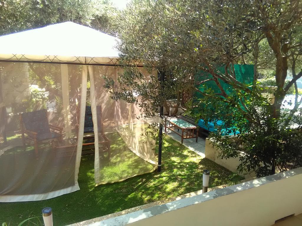 Apartments Laura Χβαρ Εξωτερικό φωτογραφία